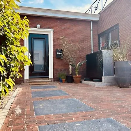 The Bank's Apartmán *